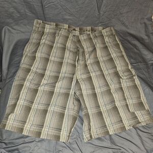 Men's Plaid Tan Shorts